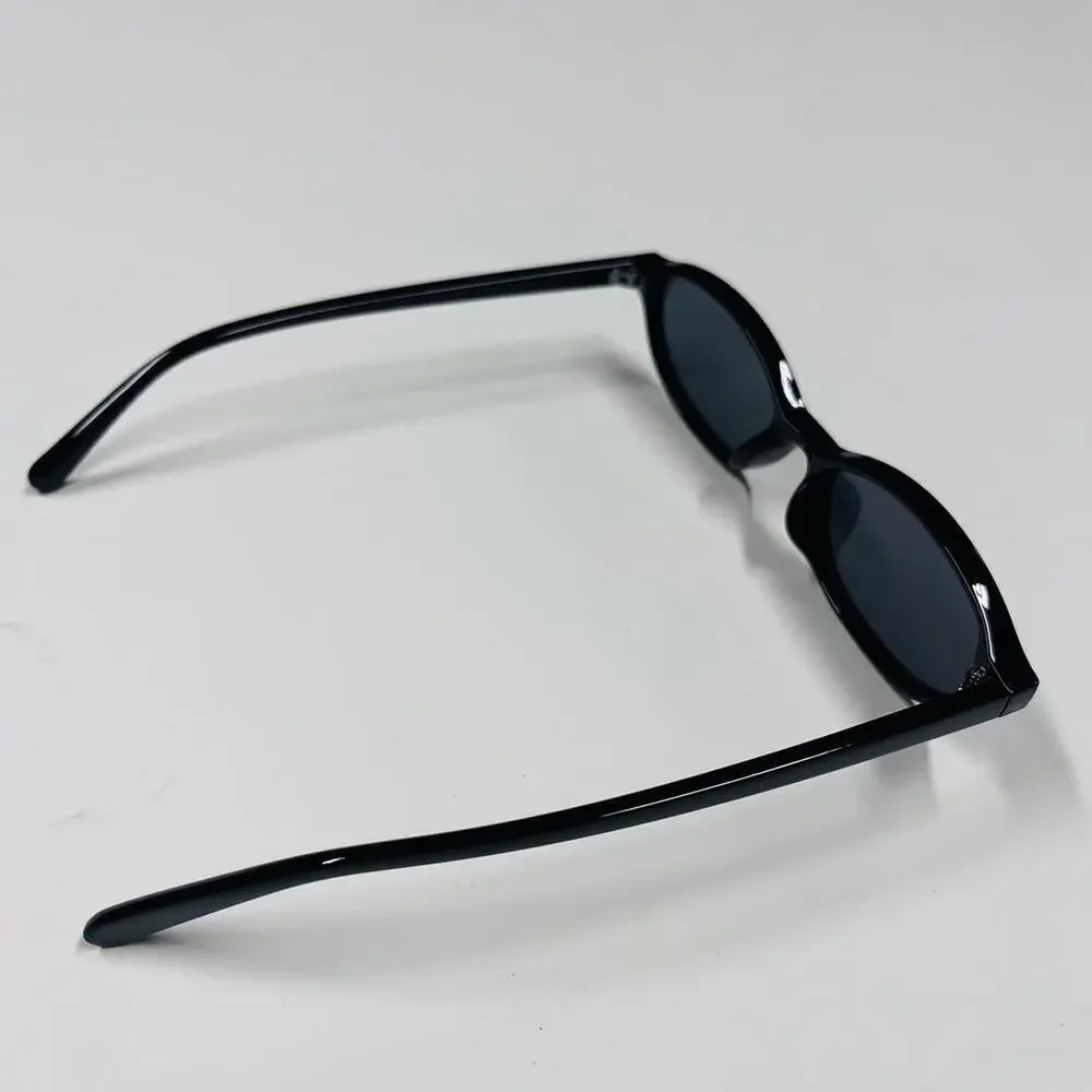 Vintage unique retro style black oval rounded cat eye sunglasses